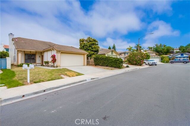 Property Photo: 3936 Ambervale Terrace CA 92130