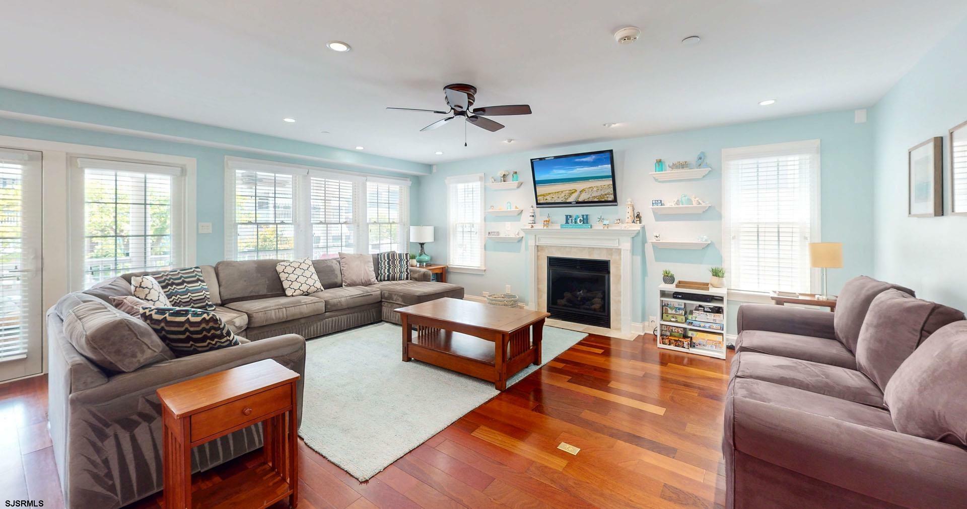 Property Photo: 826 Second Street NJ 08226