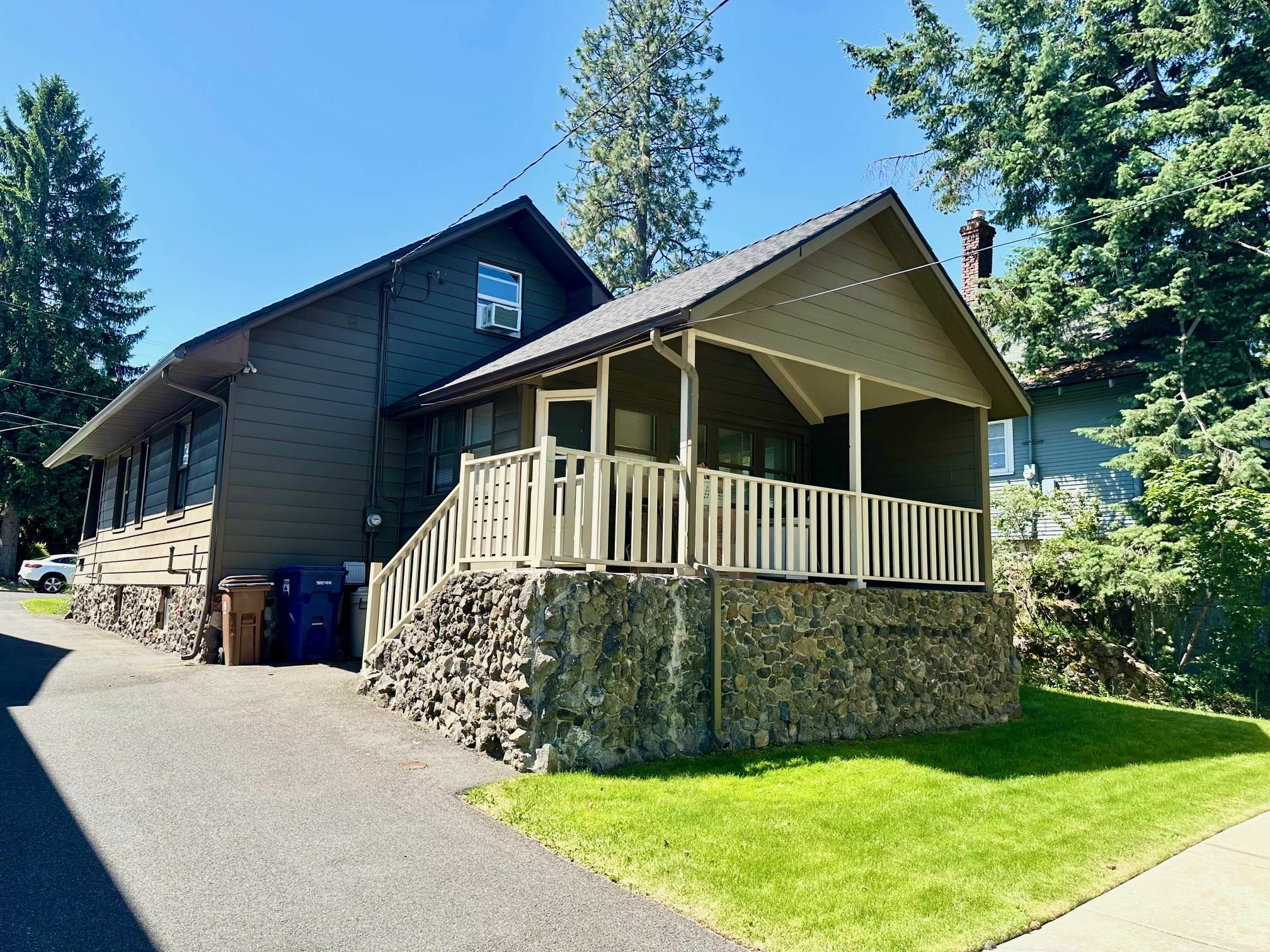 Property Photo: 1011 E 30th Ave WA 99203