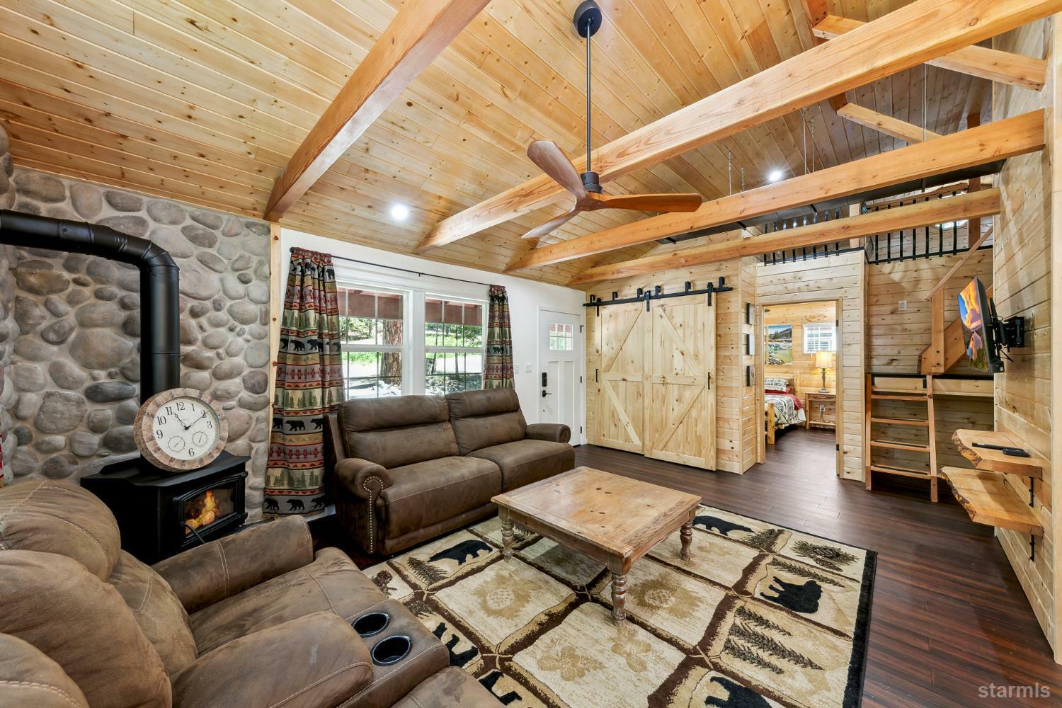 Property Photo:  11523 Pickwick Street  CA 95720 