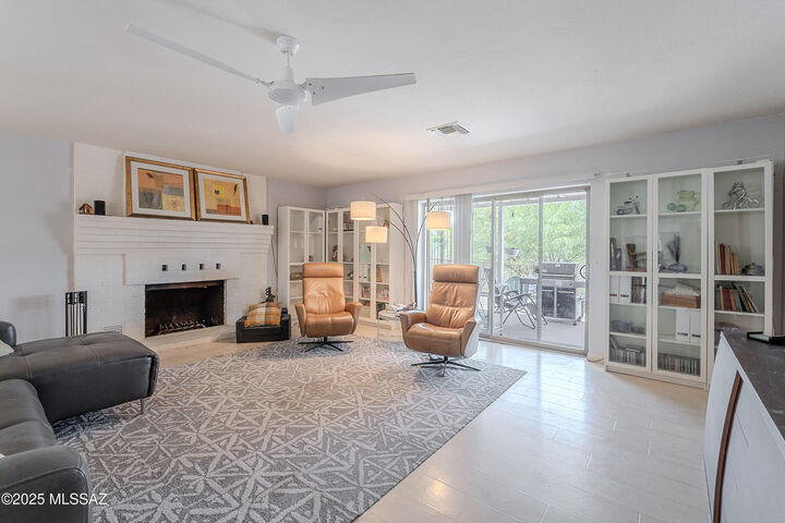 Property Photo: 1645 N Indigo Drive AZ 85745