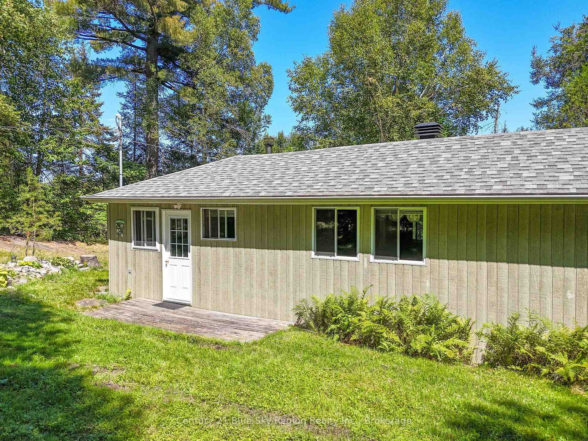 Property Photo: 19 Davinci Road ON P0H 2K0