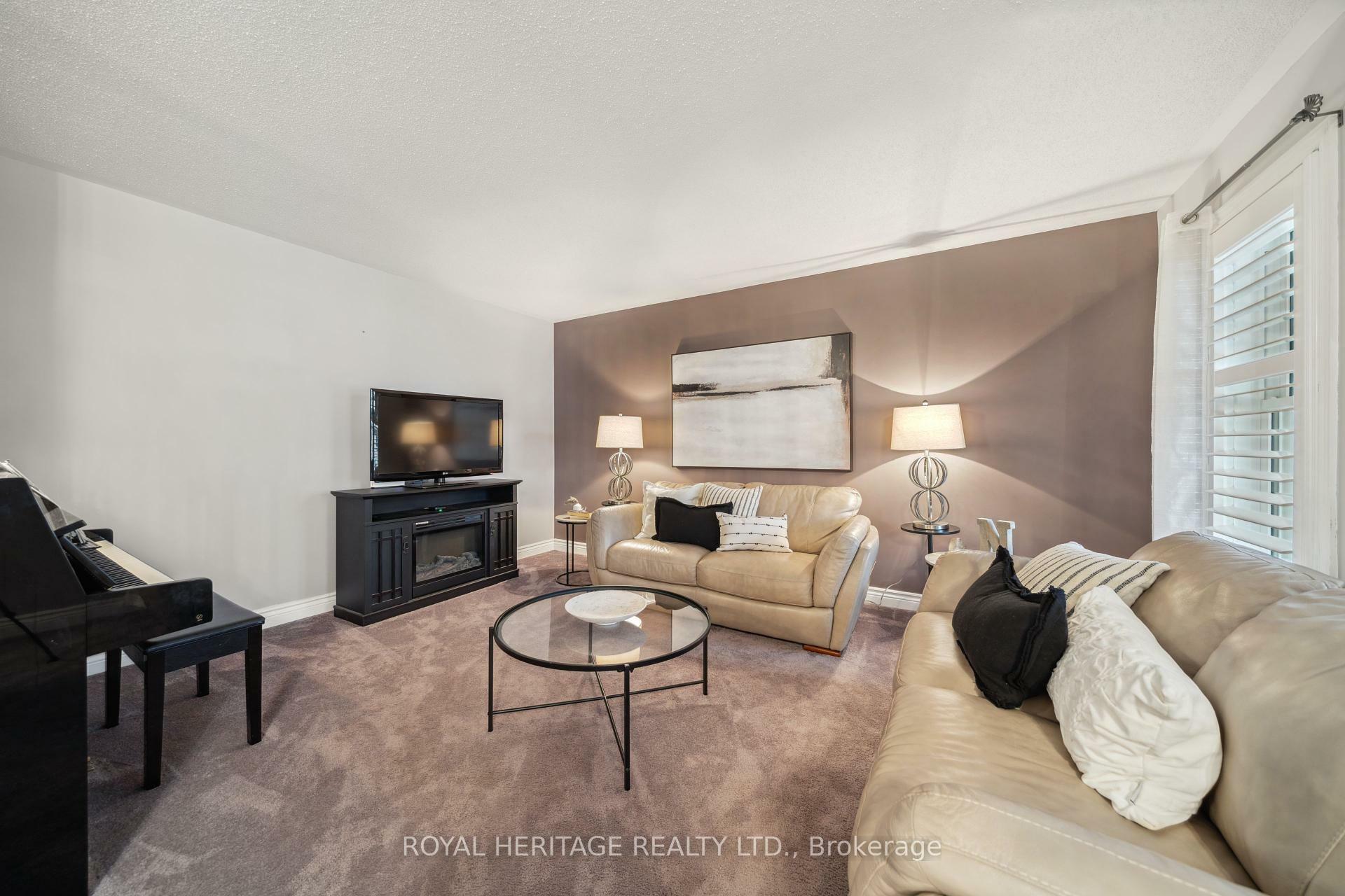 Property Photo: 57 Croxall Boulevard ON L1M 2E5