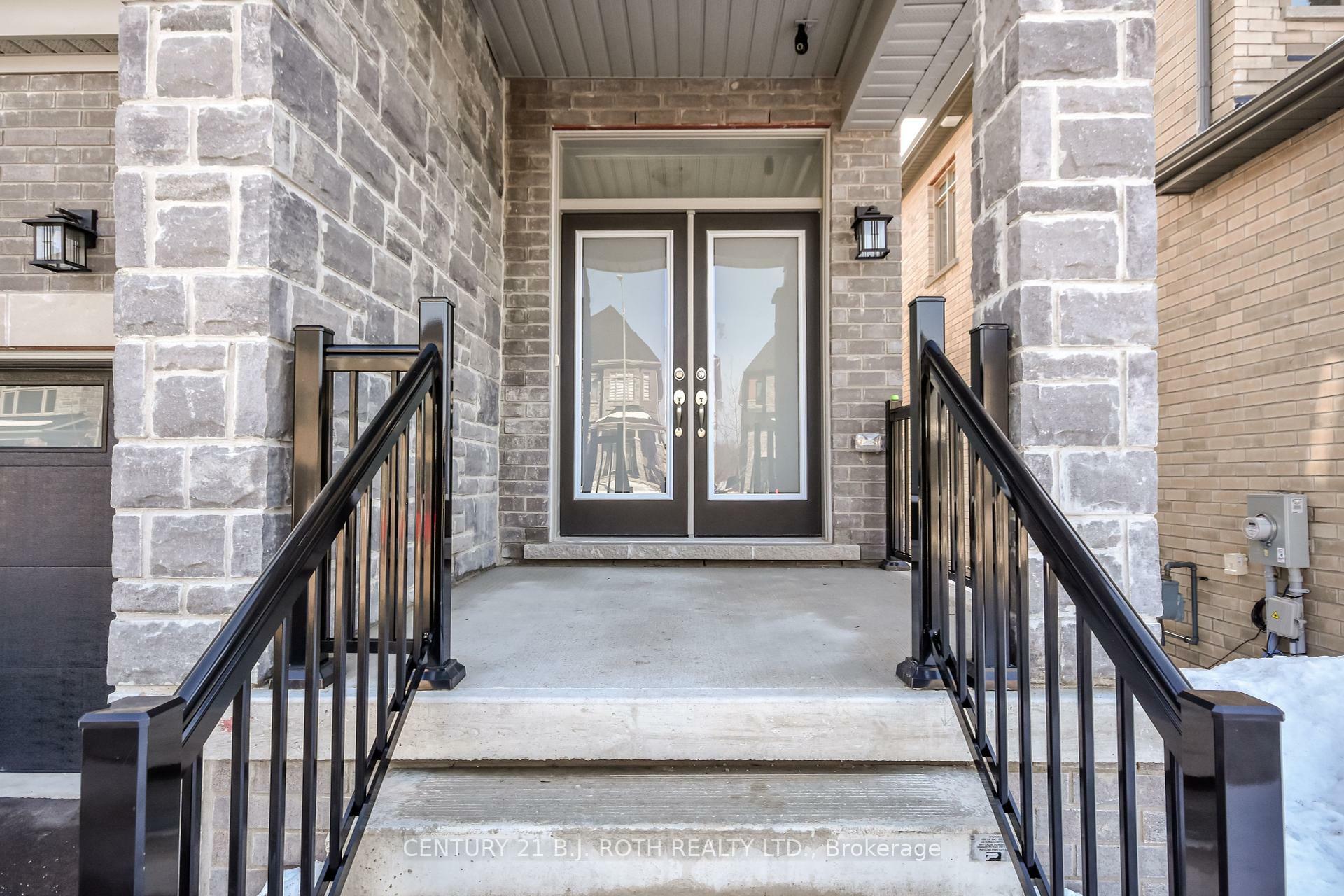 Photo de la propriété: 130 Franklin Trail ON L9J 0J2