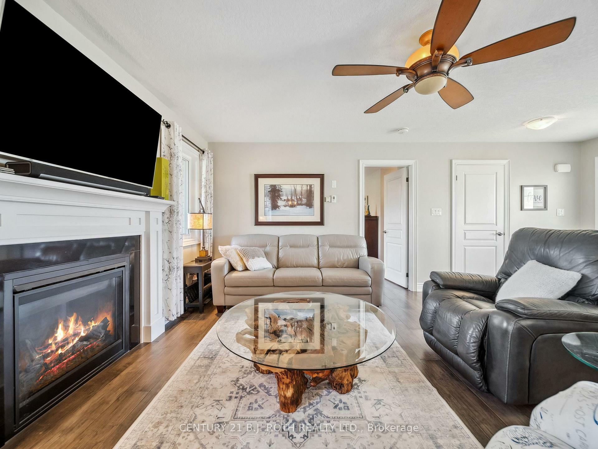 Photo de la propriété: 35 Grace Crescent ON L3V 8N6