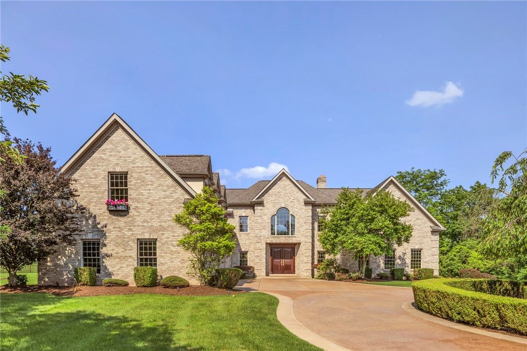 Property Photo:  7023 Fair Oaks Dr  PA 15632 