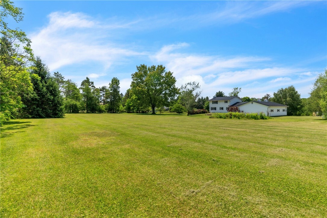 Property Photo: 626 Solomon Temple Road PA 15650
