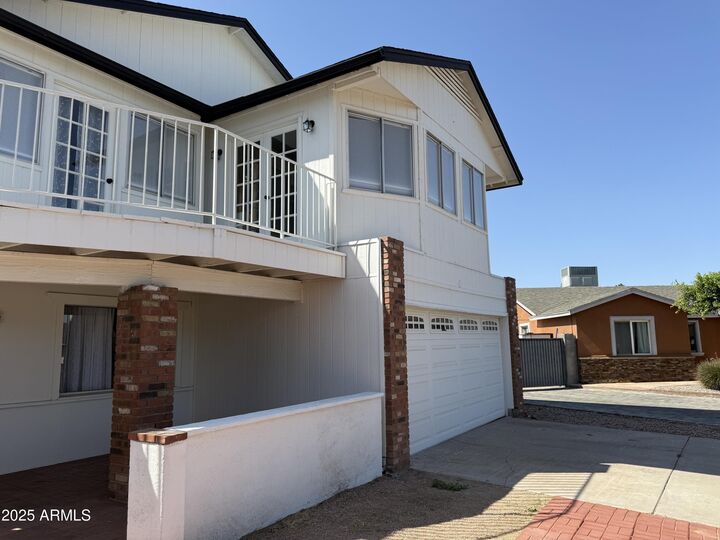Property Photo: 13438 N 18th Lane AZ 85029