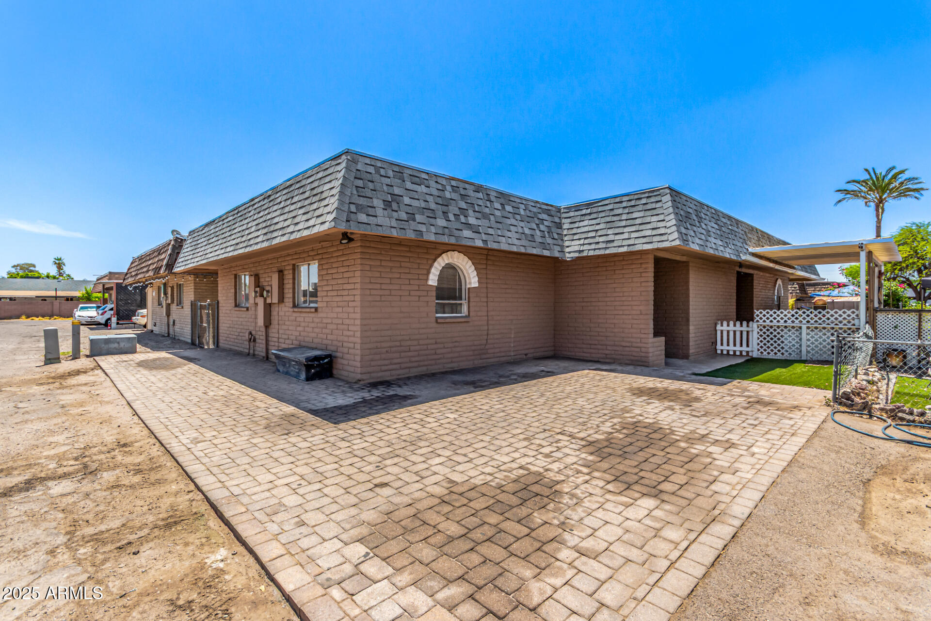 1142 W Drummer Avenue  Mesa AZ 85210 photo