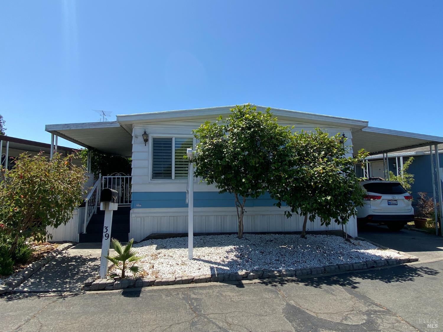 Property Photo:  39 Wayside Drive  CA 95407 