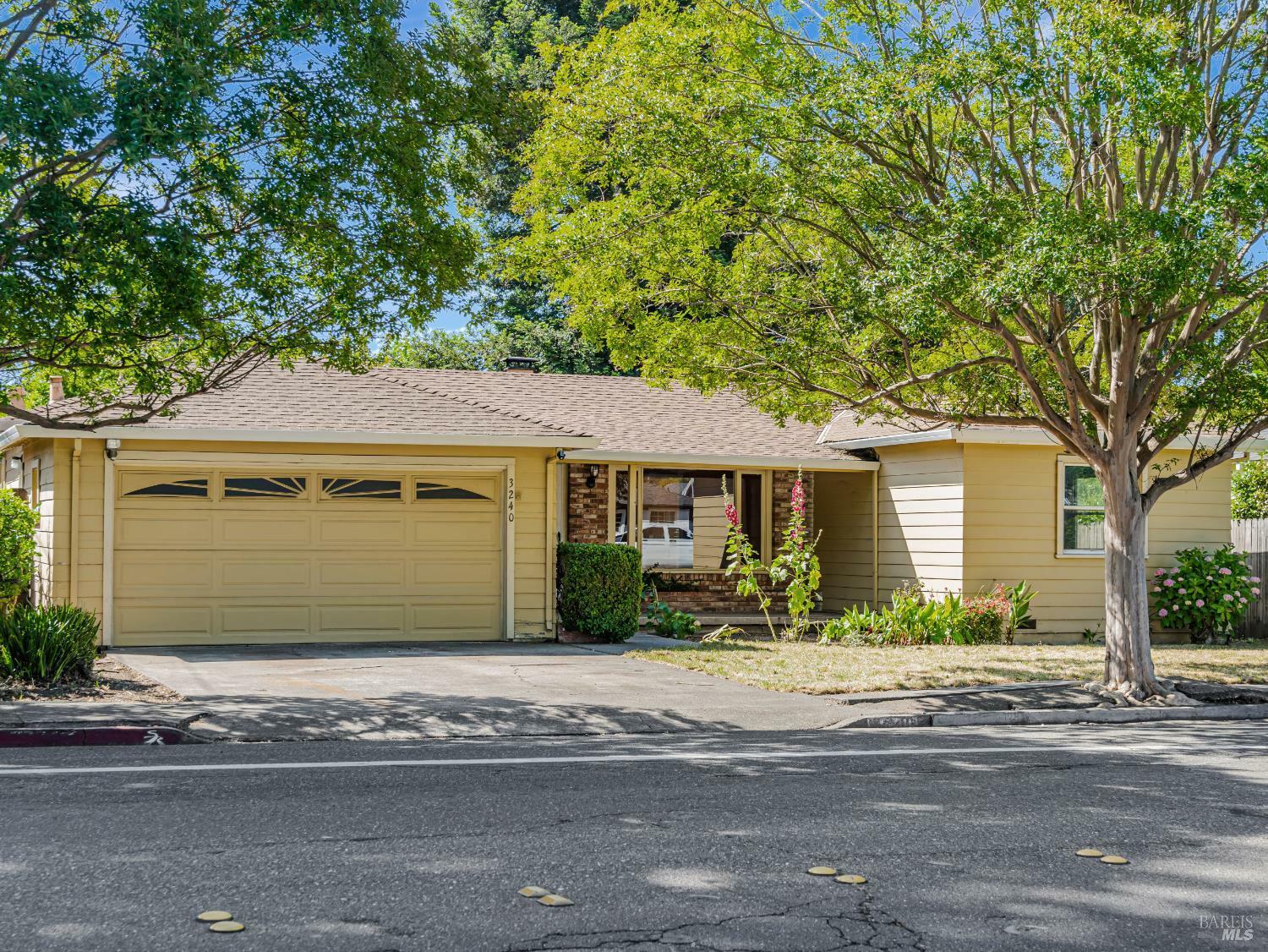 Property Photo:  3240 Montgomery Drive  CA 95405 