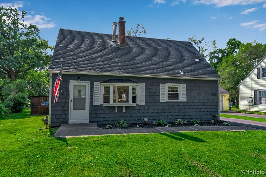 4306 Shimerville Road  Clarence NY 14031 photo