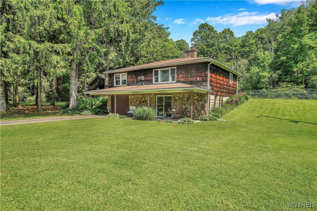 Property Photo: 3738 Forks Road NY 14134