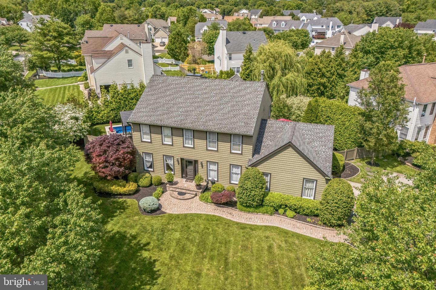 Property Photo: 10 Garwood Court NJ 08055