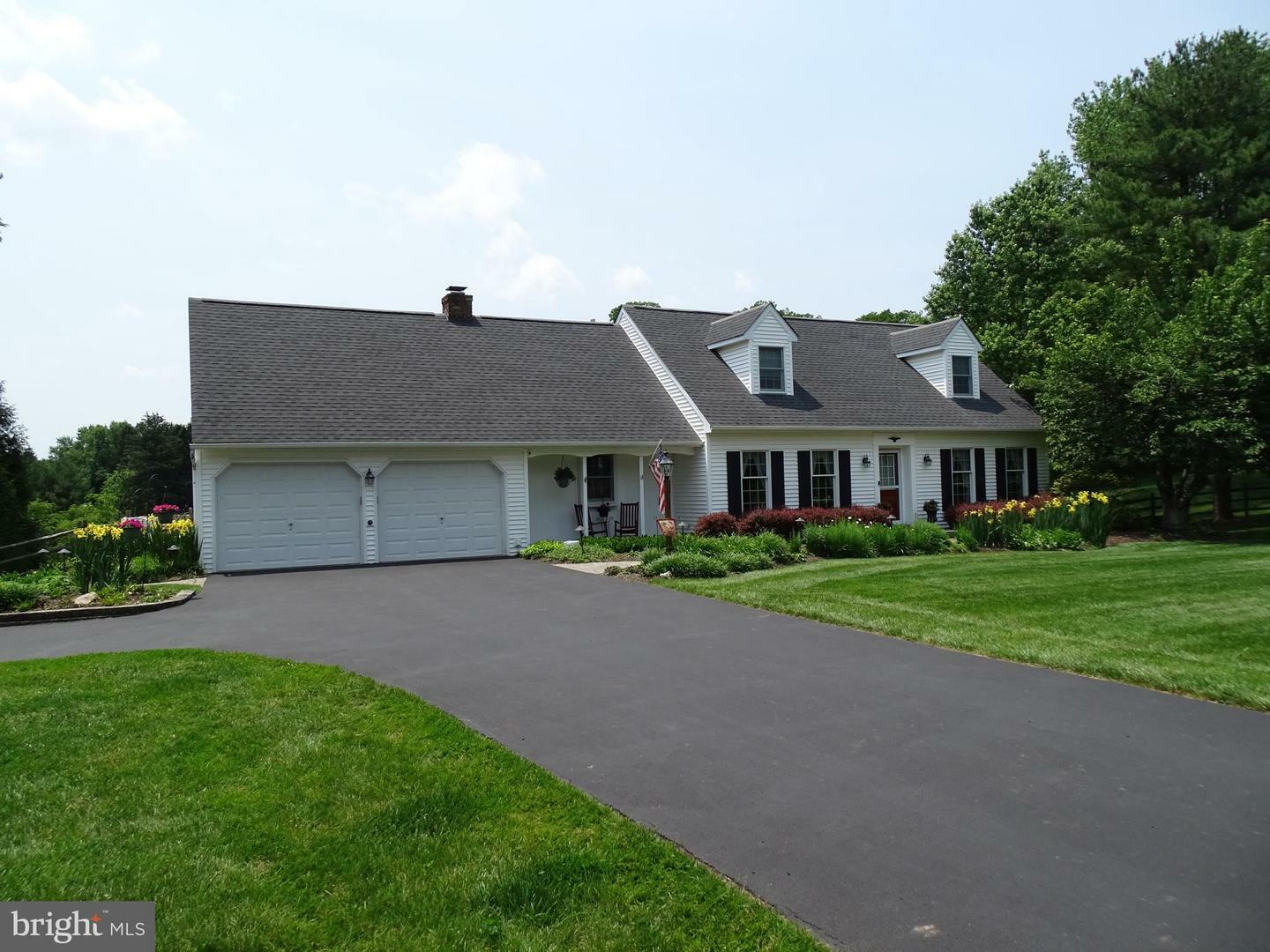 Property Photo: 1252 Palomino Drive PA 19380
