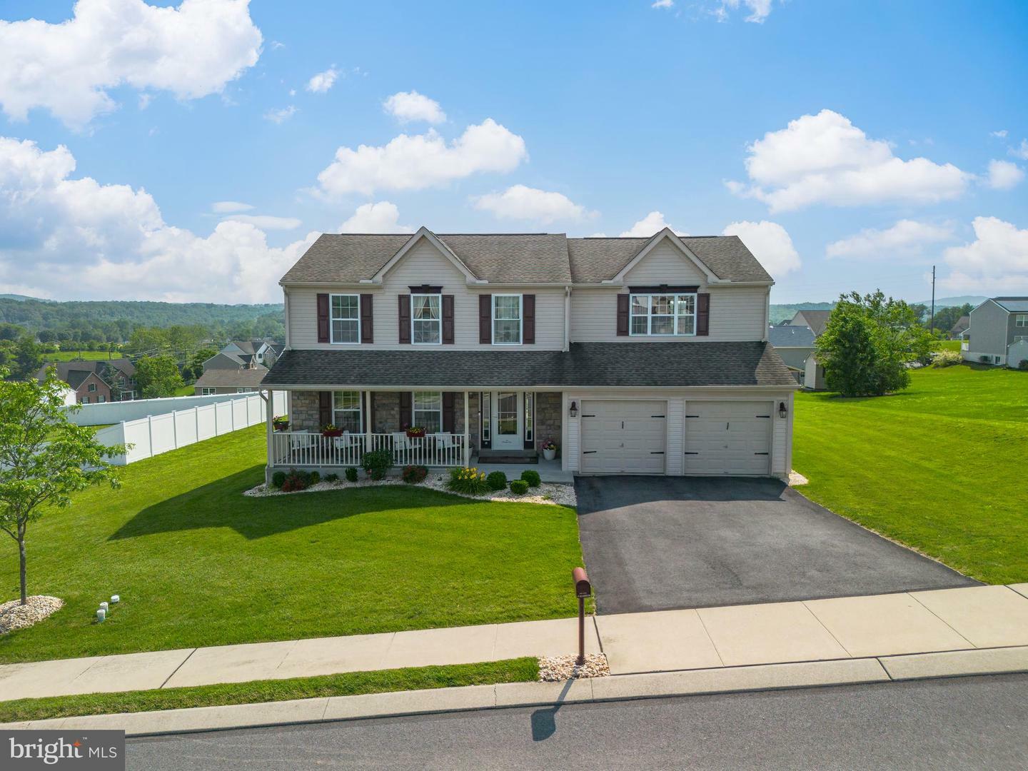 Property Photo:  18 Bisbee Drive  PA 19533 