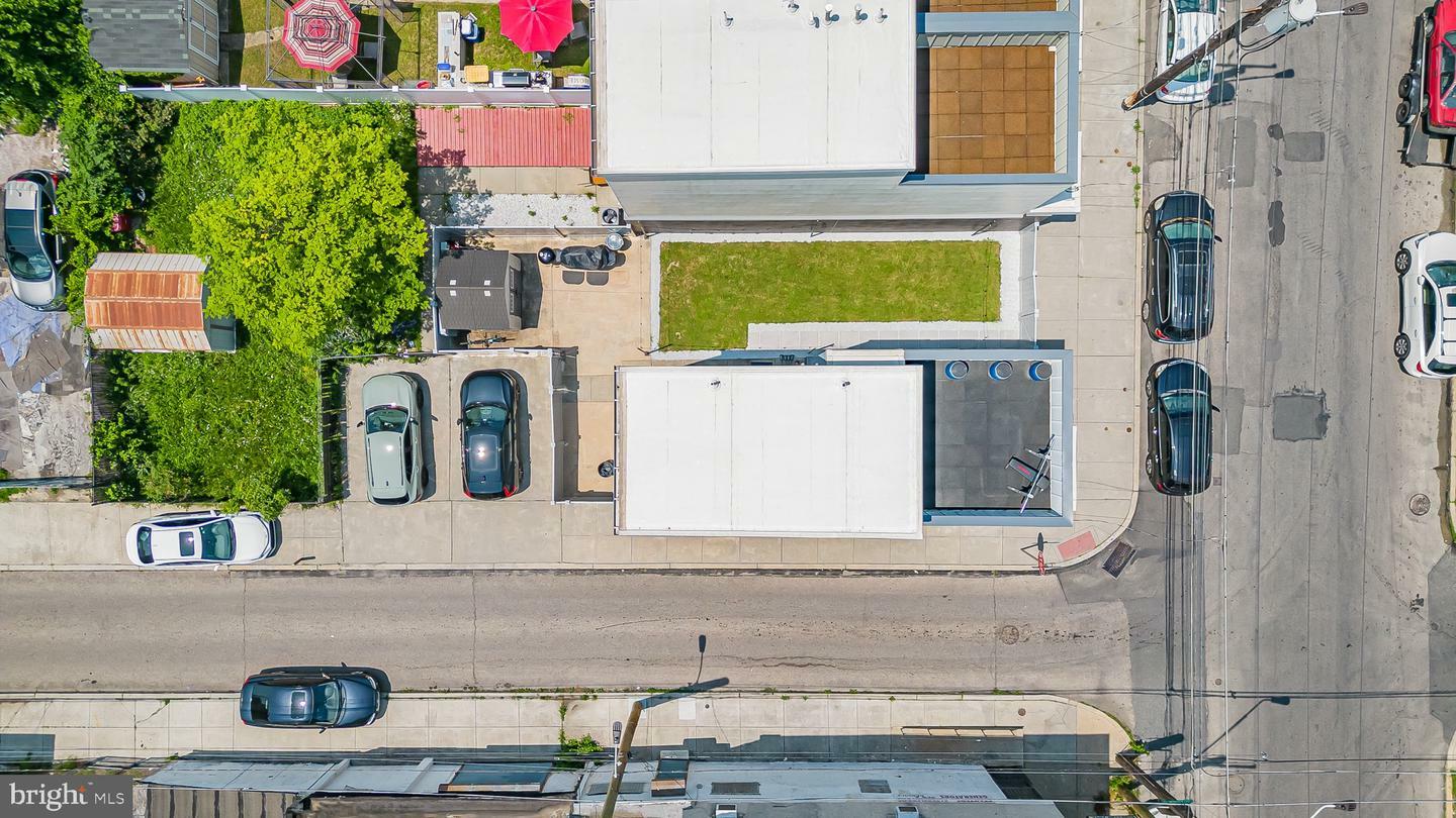 Property Photo: 312 W Susquehanna Avenue 14 PA 19122