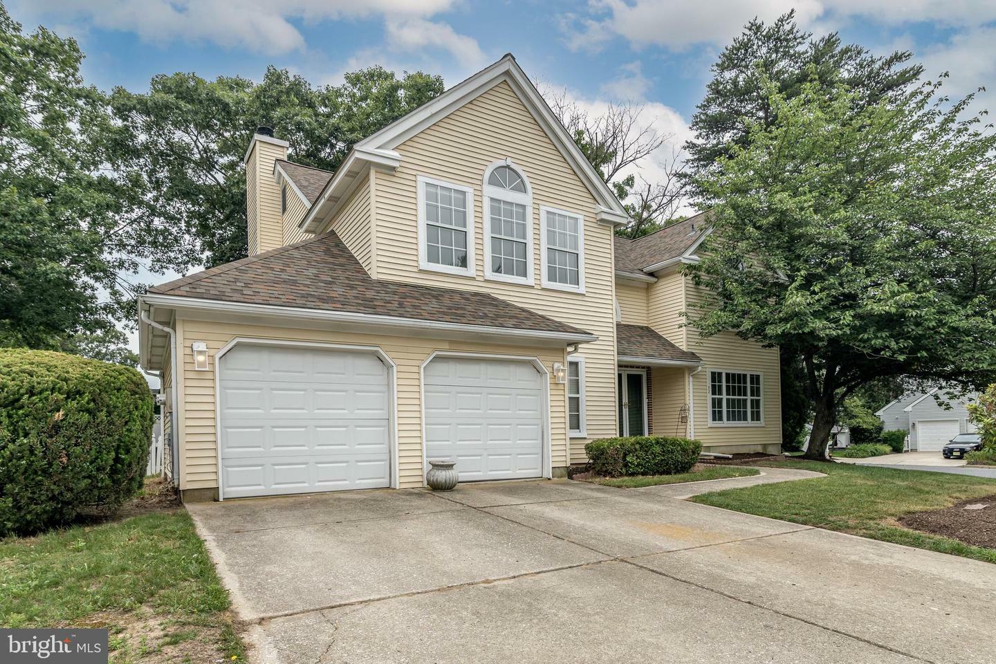 Property Photo: 52 Jonquil Way NJ 08081