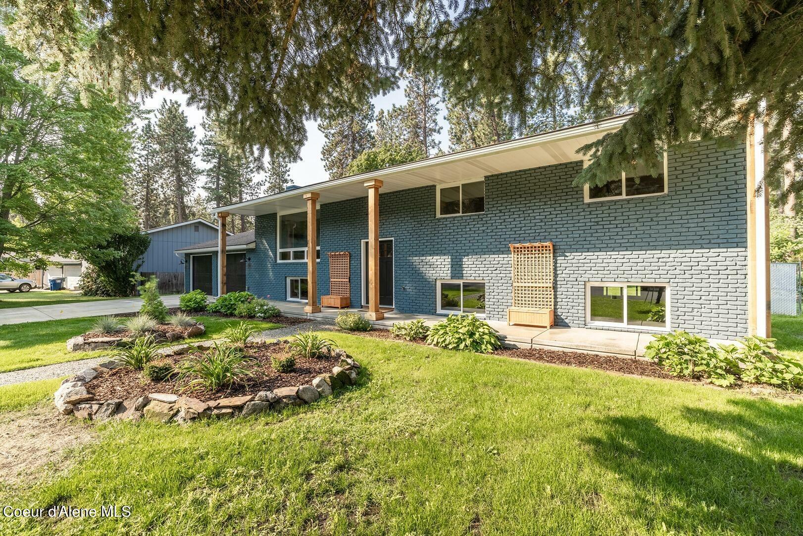 Property Photo: 4144 E Woodland Dr ID 83854