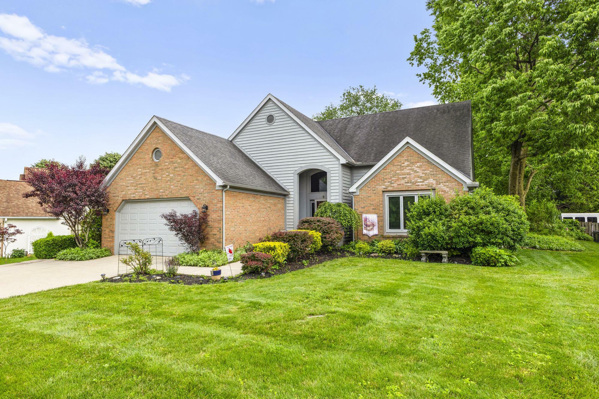 Property Photo:  7511 Daugherty Drive  OH 43068 