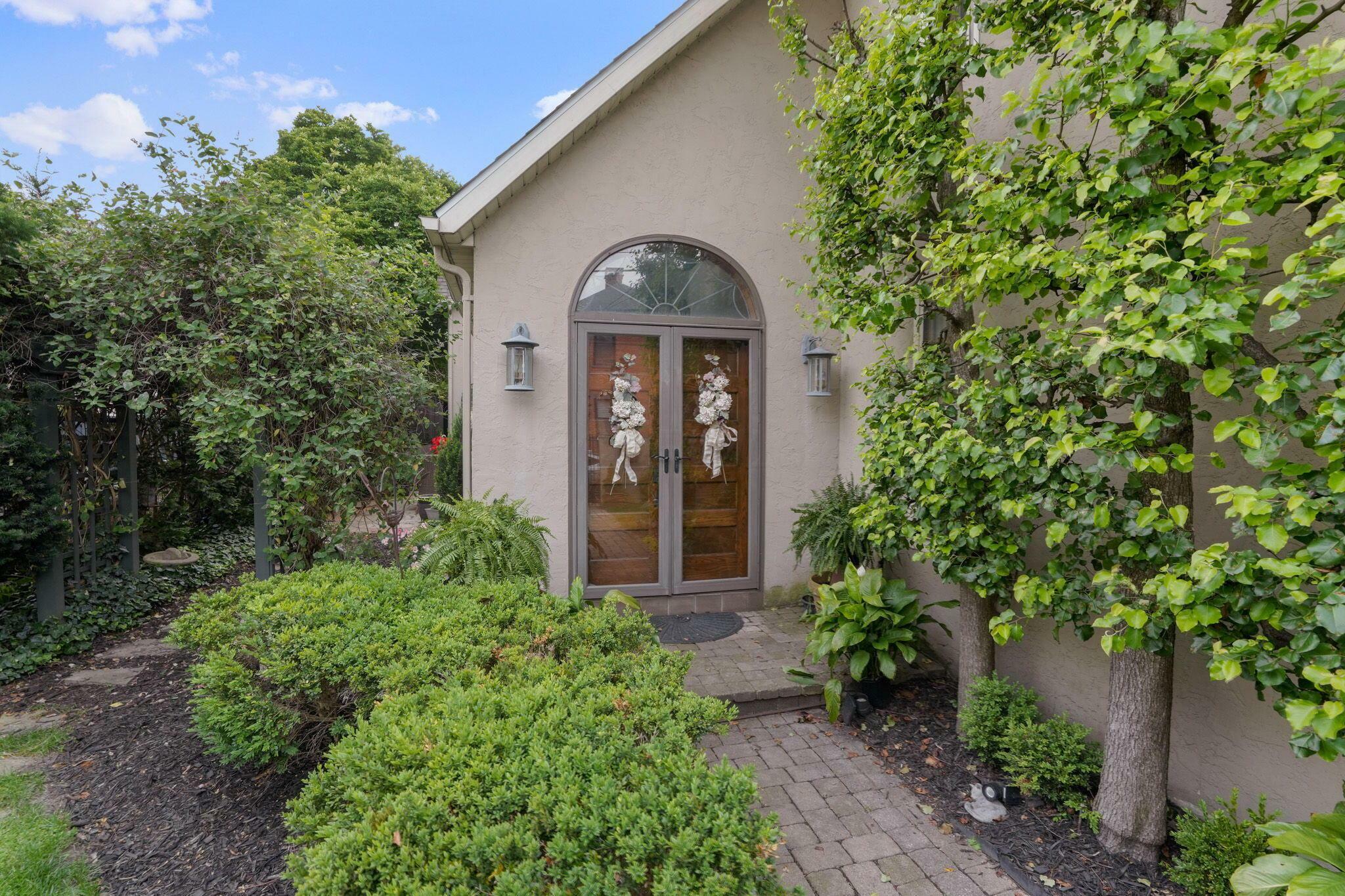 Property Photo: 161 Jackson Street OH 43206
