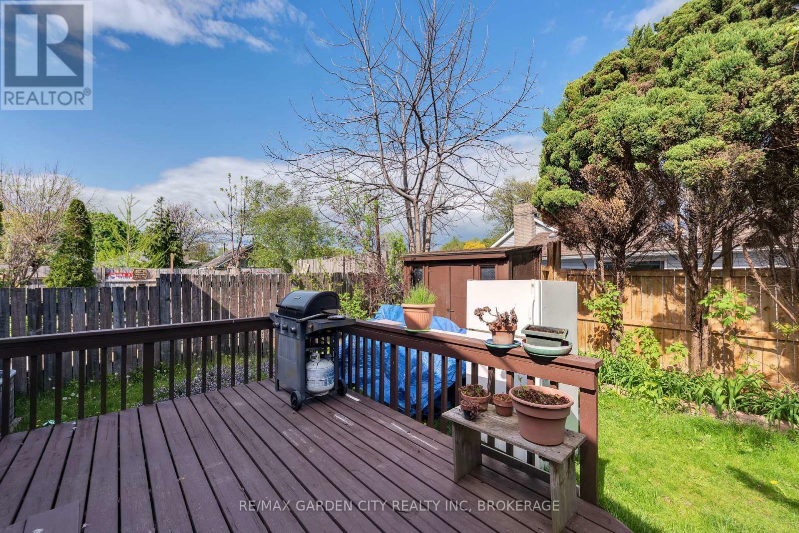 Property Photo: 54 Bogart Street ON L2M 1G3