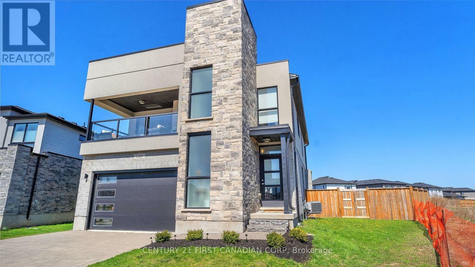 Property Photo: 1318 Red Pine Crossing ON N6G 0W1