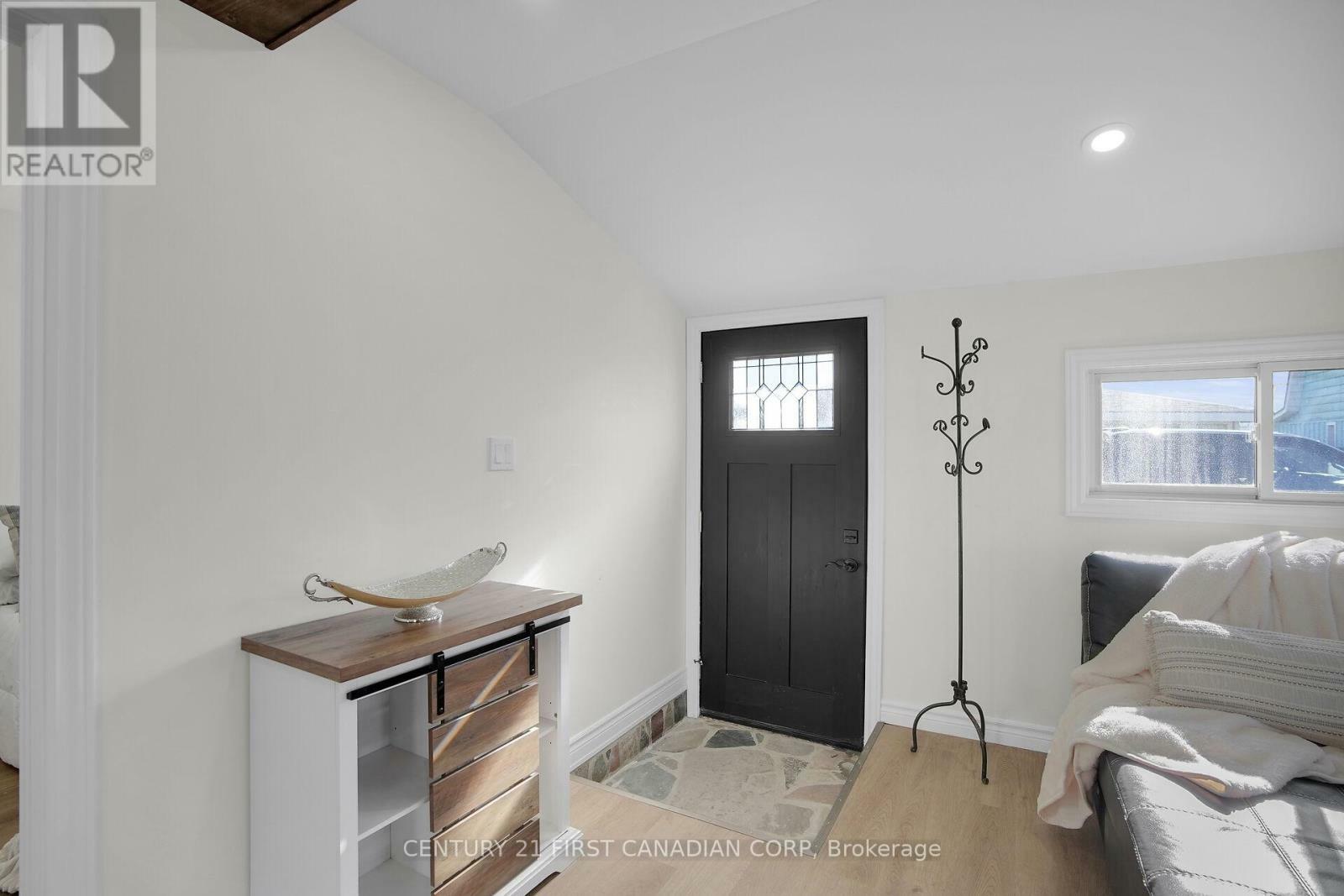 Property Photo: 134 Maud Street ON N5L 1C9