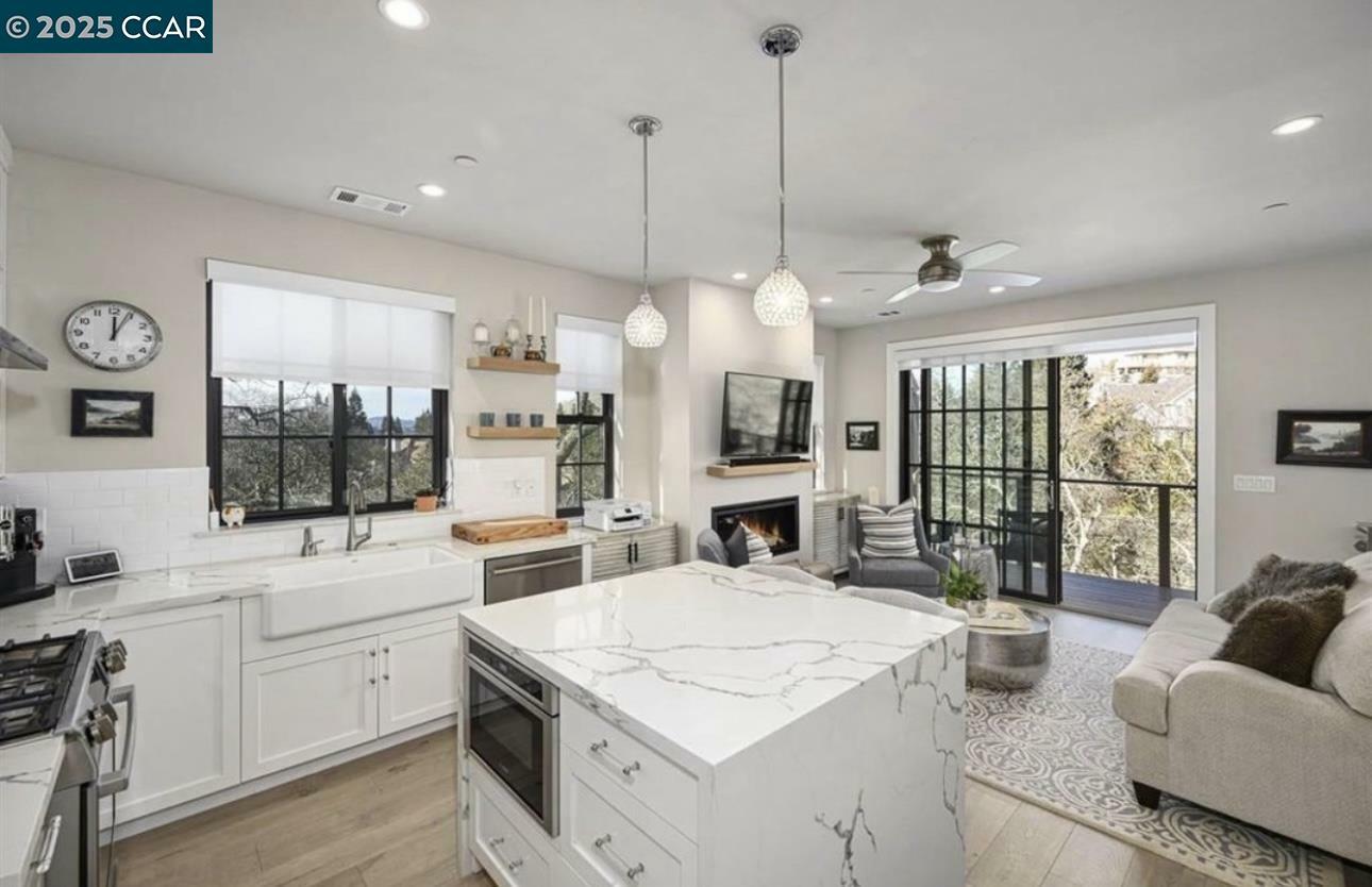 Property Photo: