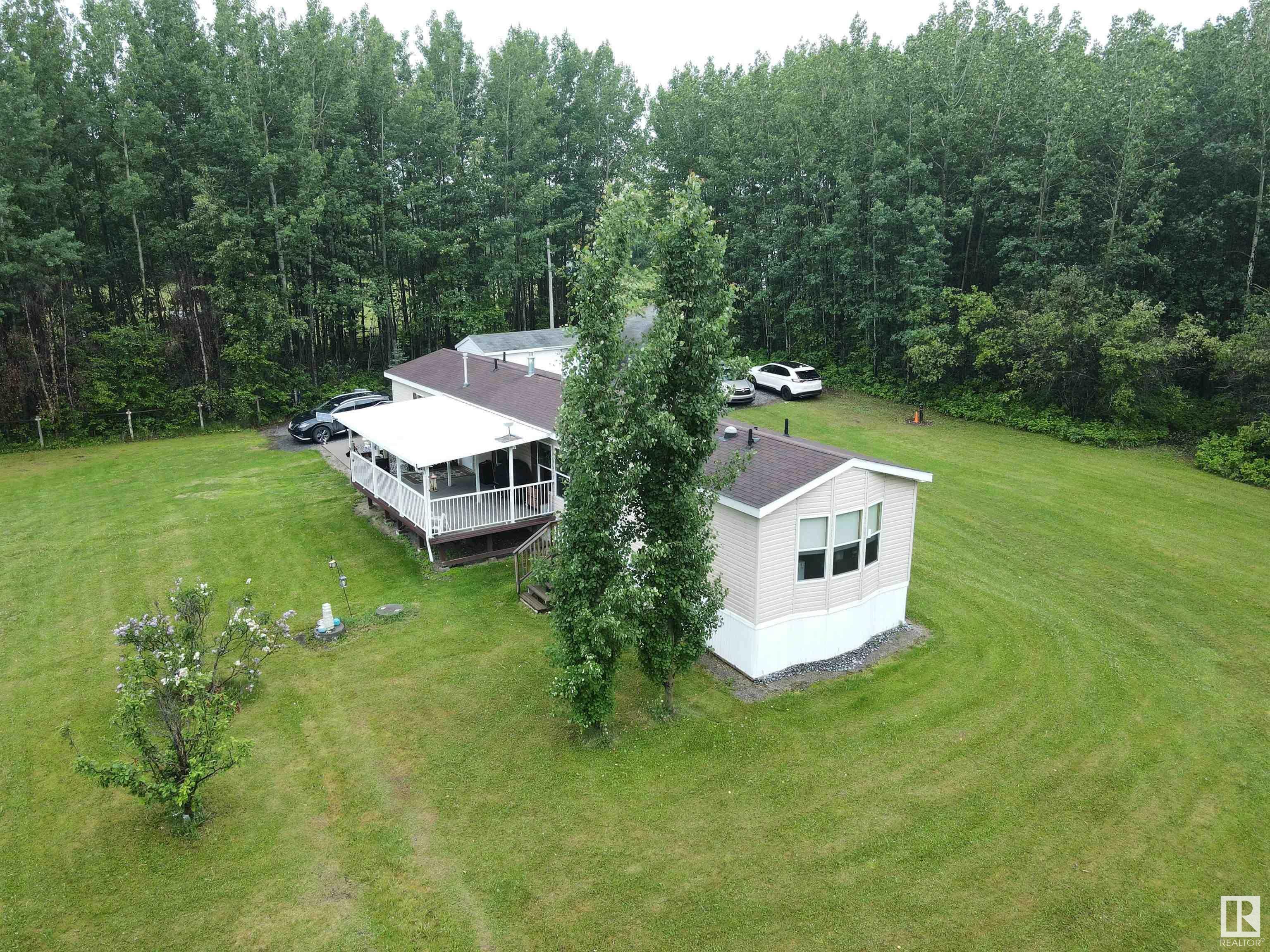 Property Photo: 50417 Highway 22 AB T7A 2A2