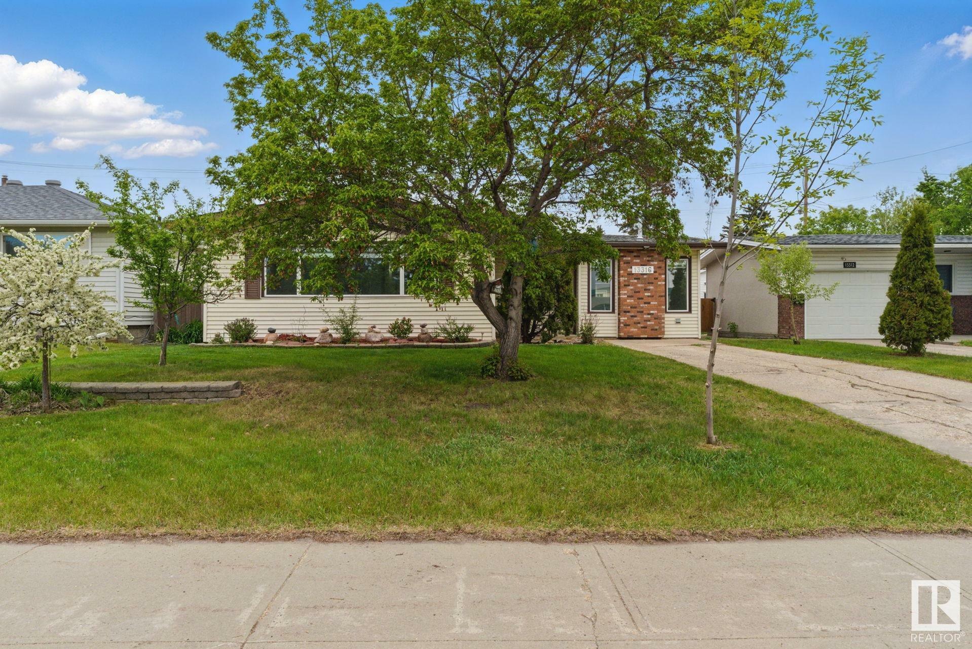 13316 136 Avenue NW  Edmonton AB T5L 4B3 photo