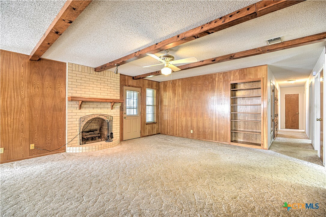Property Photo: 606 Shad Circle TX 76542