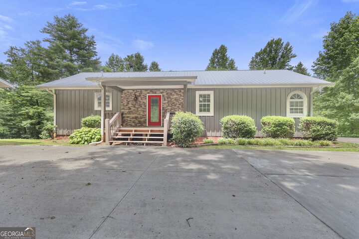 Property Photo:  6704 Morgan Drive  GA 30582 