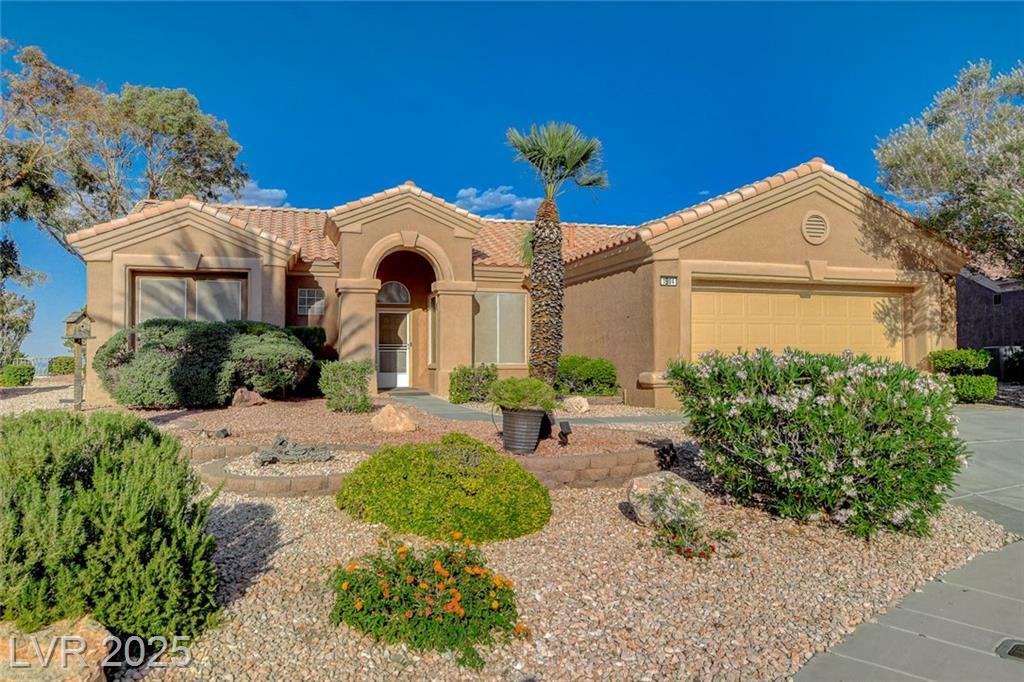 Property Photo: 1904 Hot Oak Ridge Street NV 89134