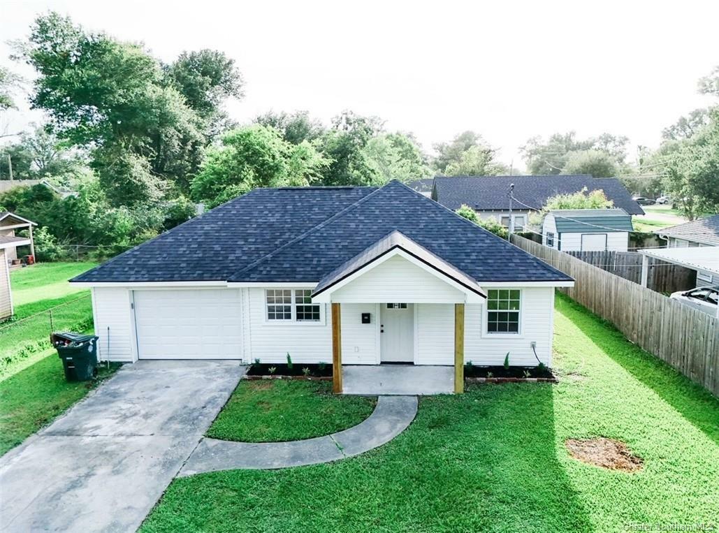 Property Photo: 2202 1st Avenue LA 70601