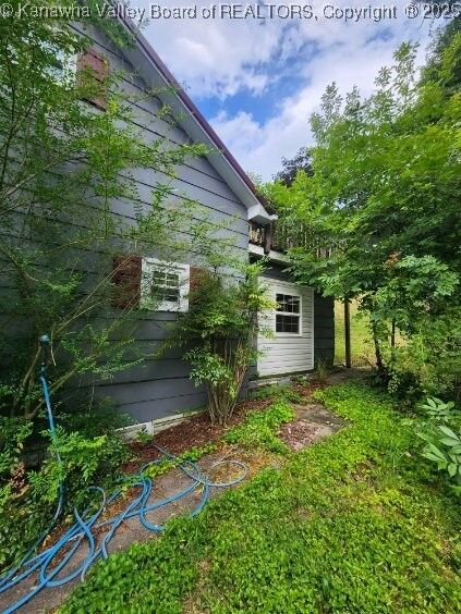 Property Photo: 1395 Cemetery Hill Drive WV 25071