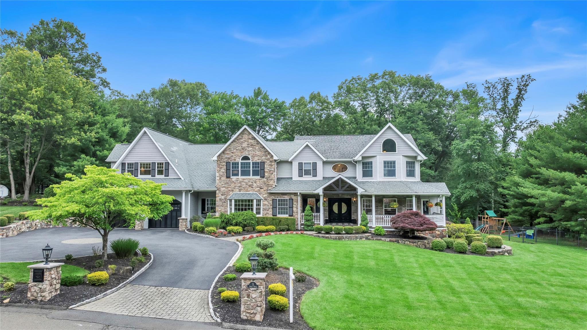 Property Photo:  5 Odell Drive  NY 10980 