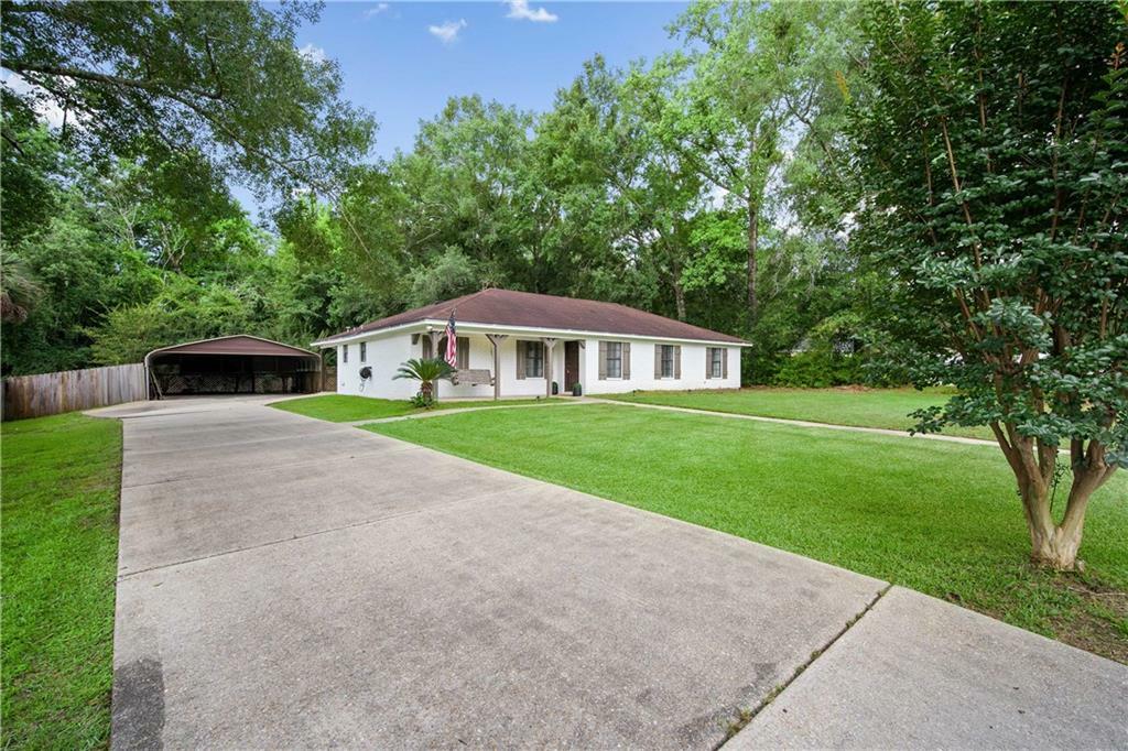 Property Photo: 1913 Spanish Drive AL 36571