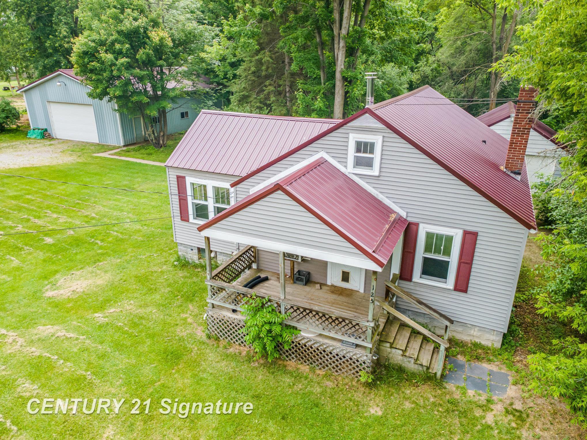 Property Photo: 125 N Homer Road MI 48640