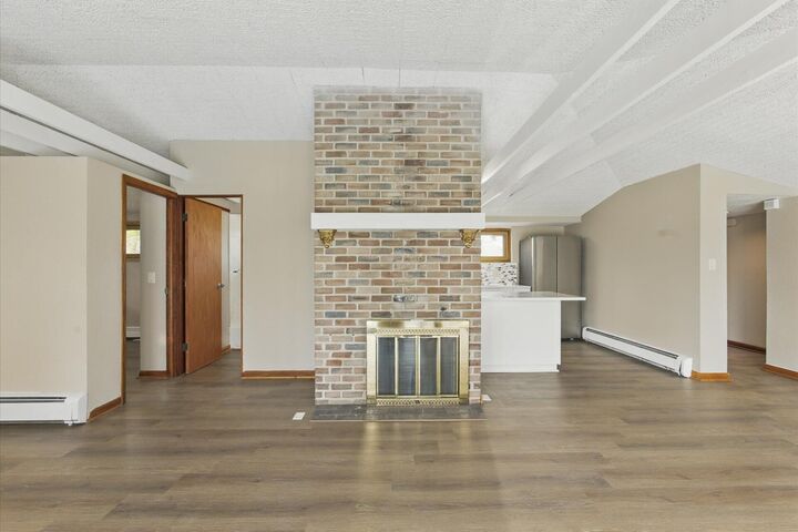 Property Photo:  1625 W Green Tree Rd  WI 53209 