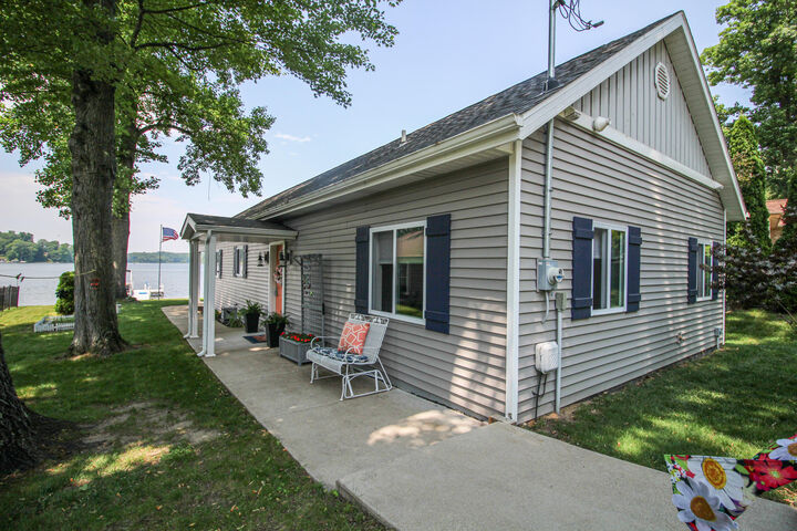 11790 Coon Hollow Road  Three Rivers MI 49093 photo