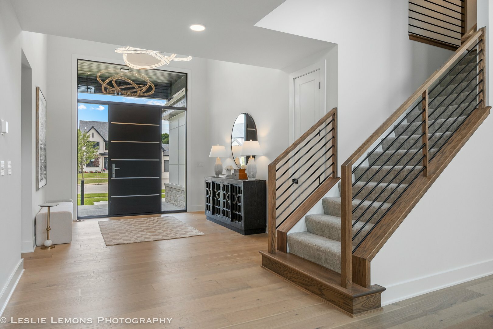 Property Photo: 20 Pinnacle Court IL 60565