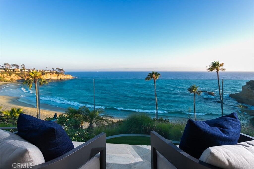 Property Photo: 26 S La Senda Drive CA 92651