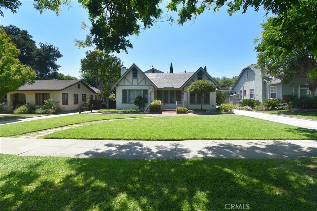 Property Photo: 565 N Laurel Avenue CA 91786