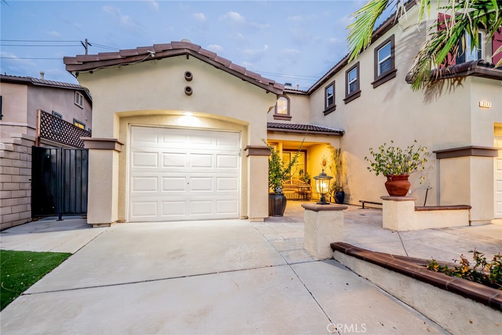 Property Photo: 3141 Brunstane Circle CA 92882
