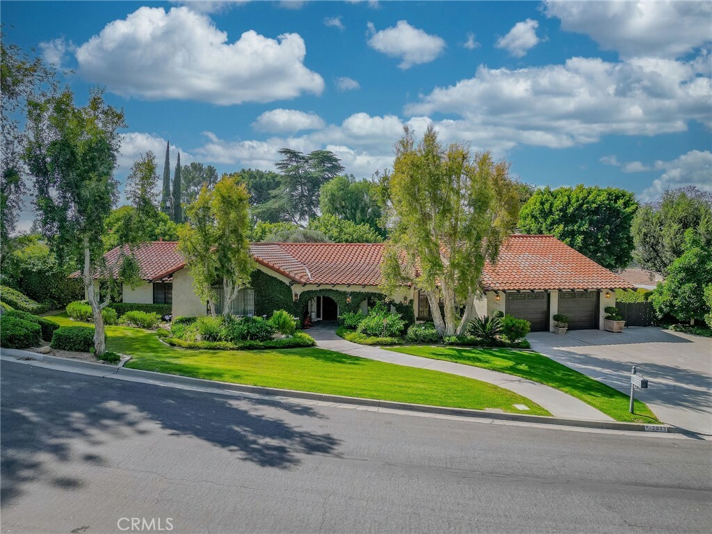 2033 Benbow Place  Riverside CA 92506 photo