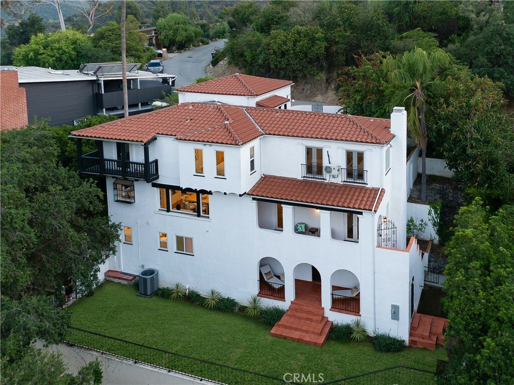 Property Photo: 2982 Edgewick Road CA 91206
