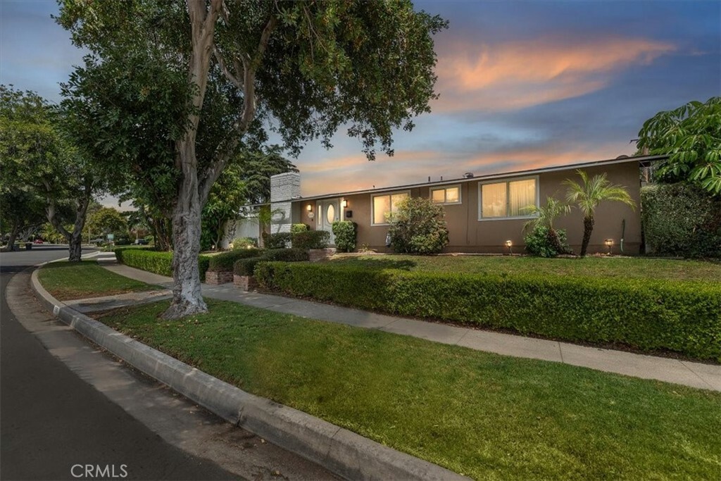Property Photo: 550 N Dexford Drive CA 90631