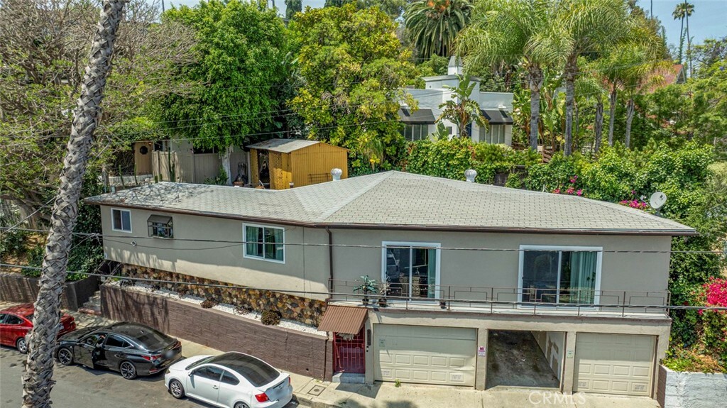 Property Photo:  3432 Larissa Drive  CA 90026 