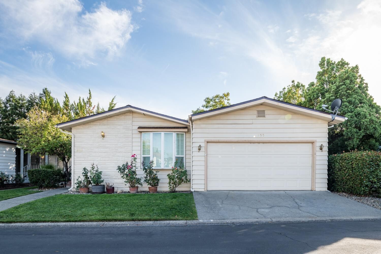 Property Photo:  255 Kirkwood Drive  CA 95678 